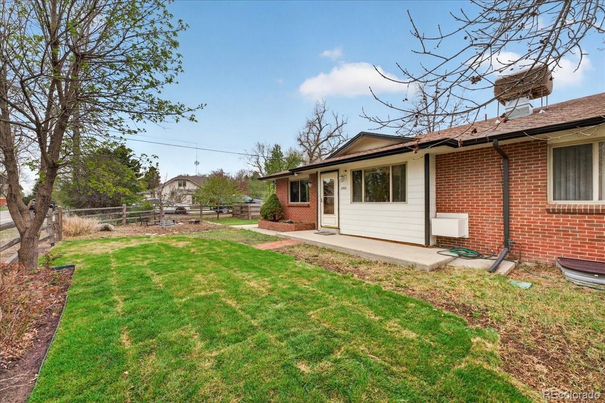2303 Iris Street Lakewood CO 80215