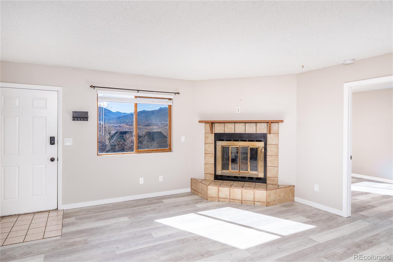 2516 Glen View Avenue Colorado Springs CO 80904