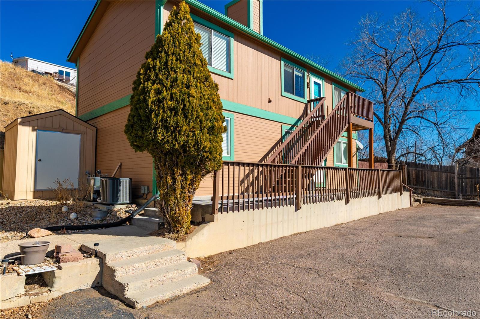 2516 Glen View Avenue Colorado Springs CO 80904
