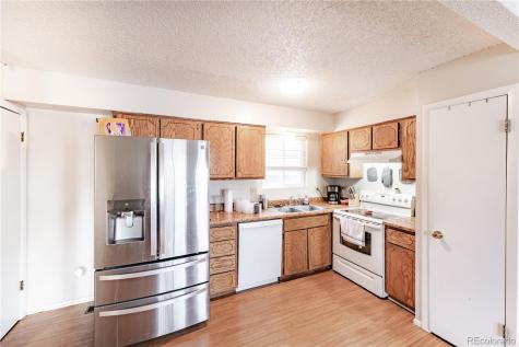 2516 Glen View Avenue Colorado Springs CO 80904