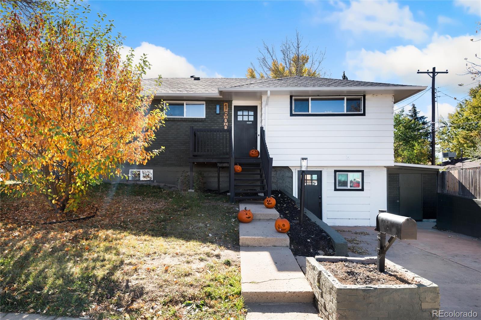 Littleton CO, 1600 W Sheri Lane