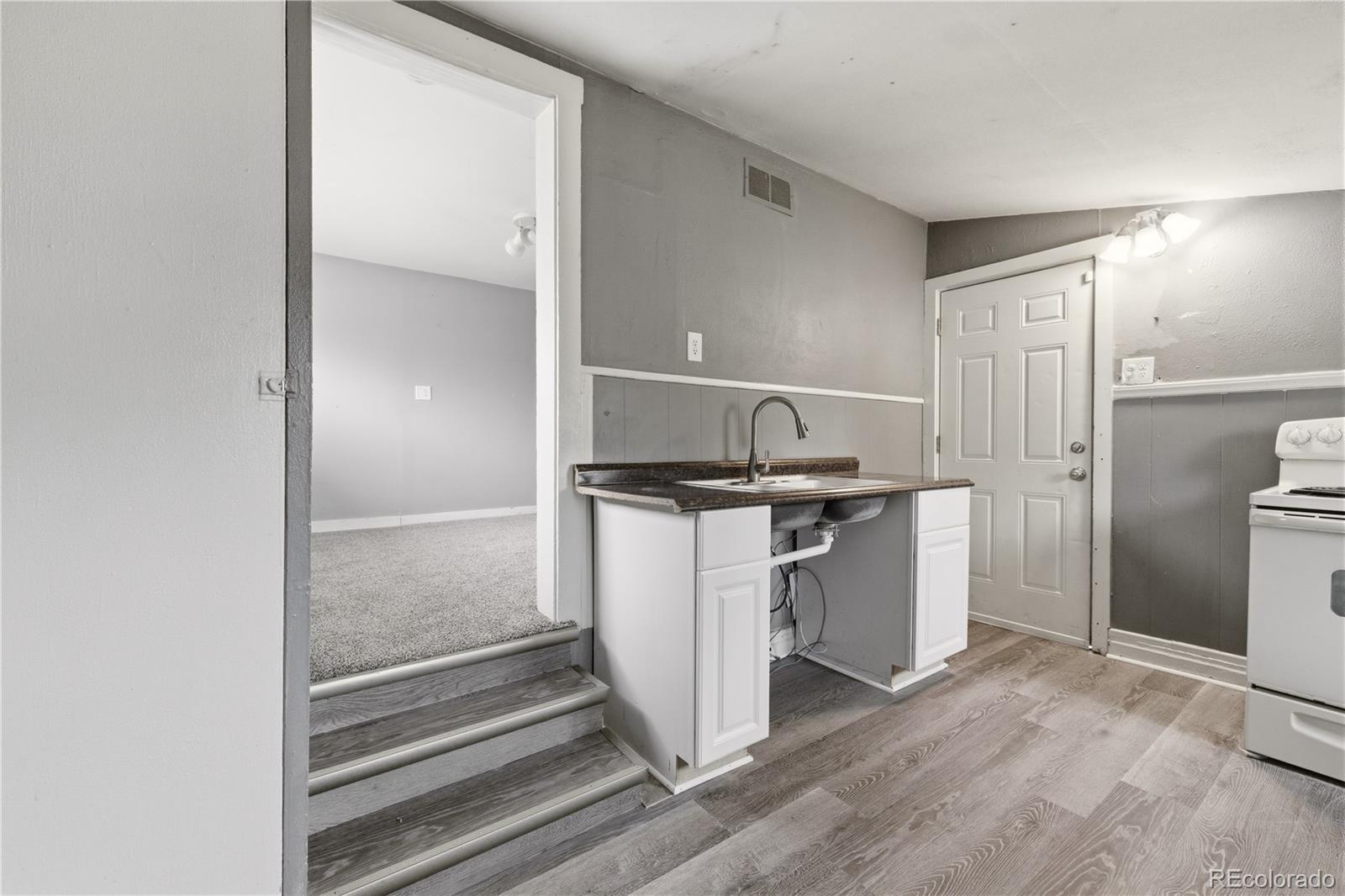 1347 Elmira Street Aurora CO 80010