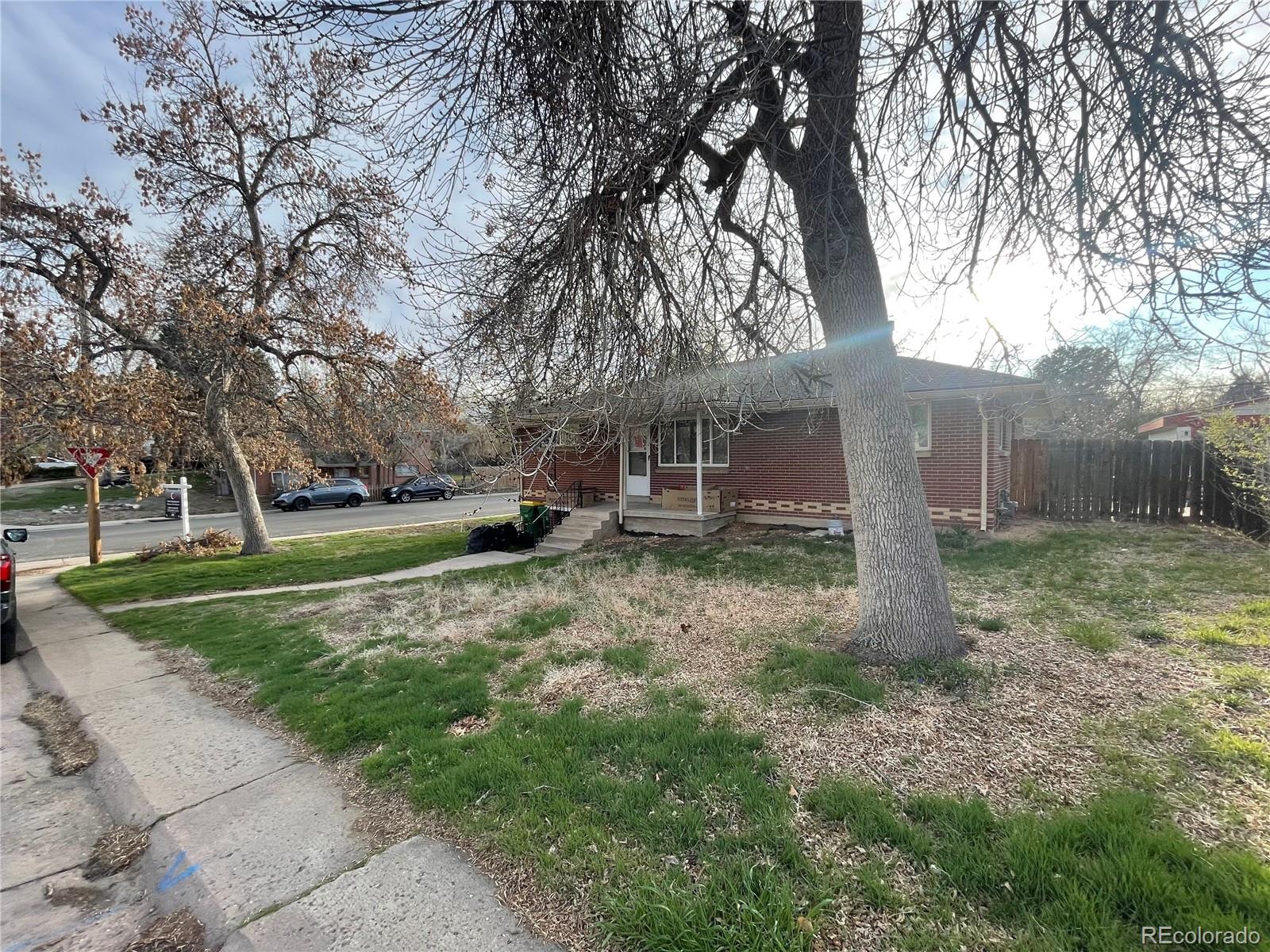 5459 S Foresthill Street Littleton CO 80120