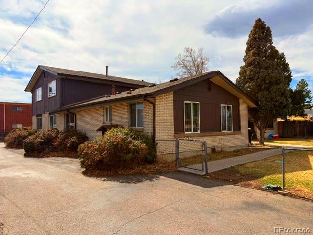 9842 W 22nd Place Lakewood CO 80215