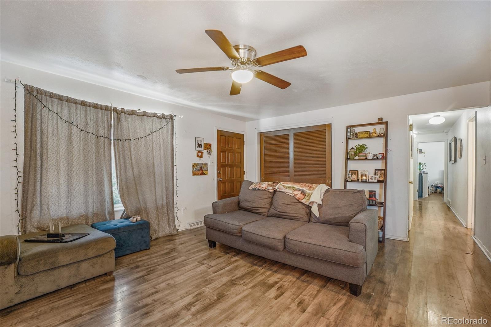9842 W 22nd Place Lakewood CO 80215