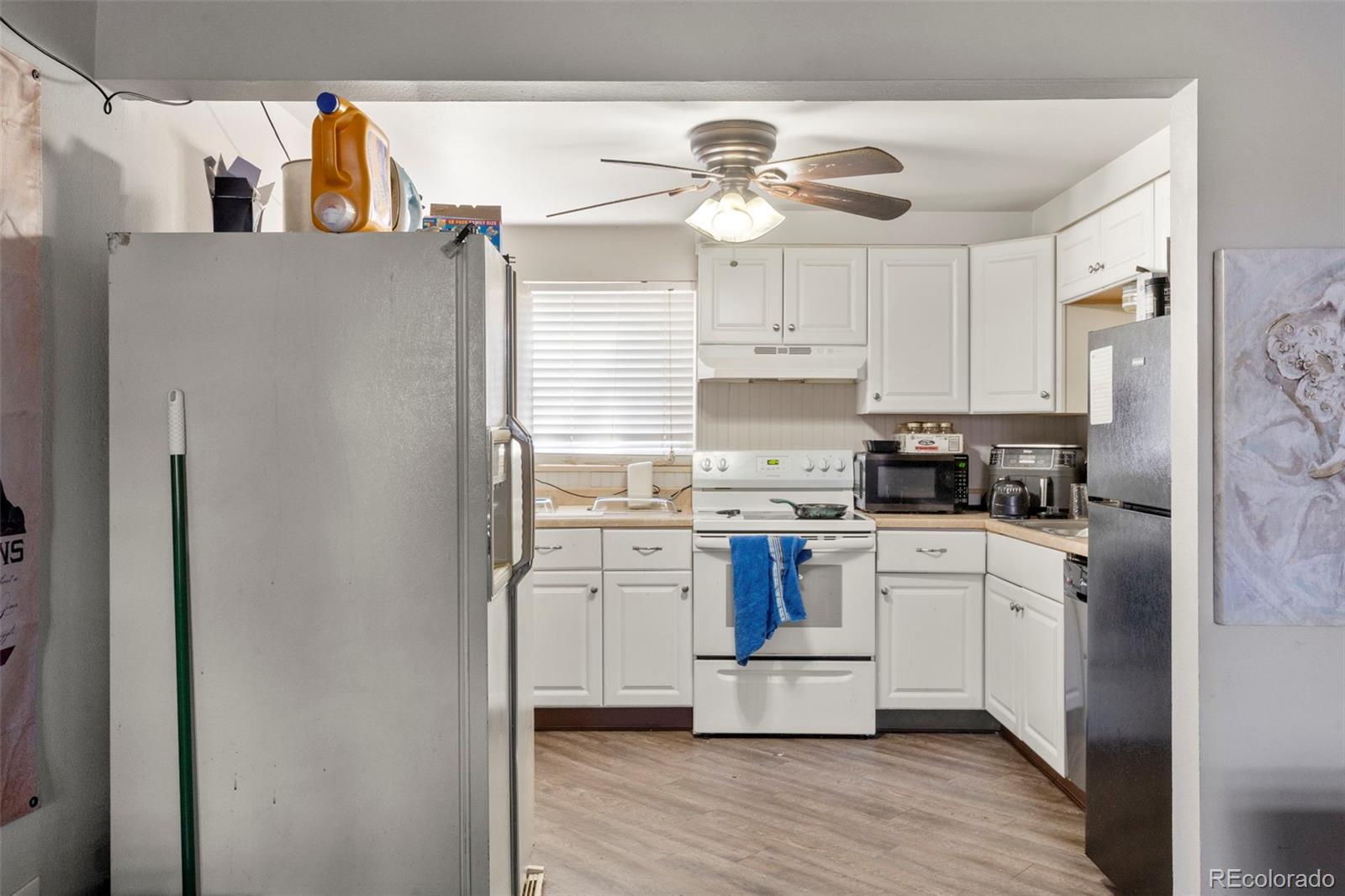 1809 Eagle View Colorado Springs CO 80909