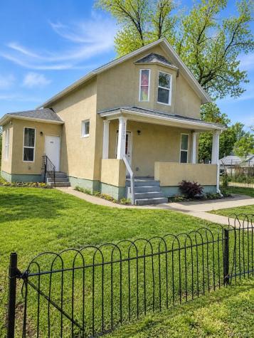 1113 E Cimarron Street Colorado Springs CO 80910