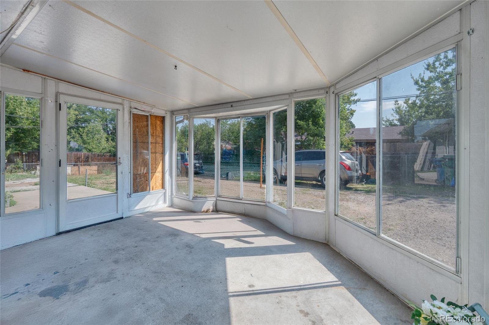 384 Dayton Street Street Aurora CO 80010