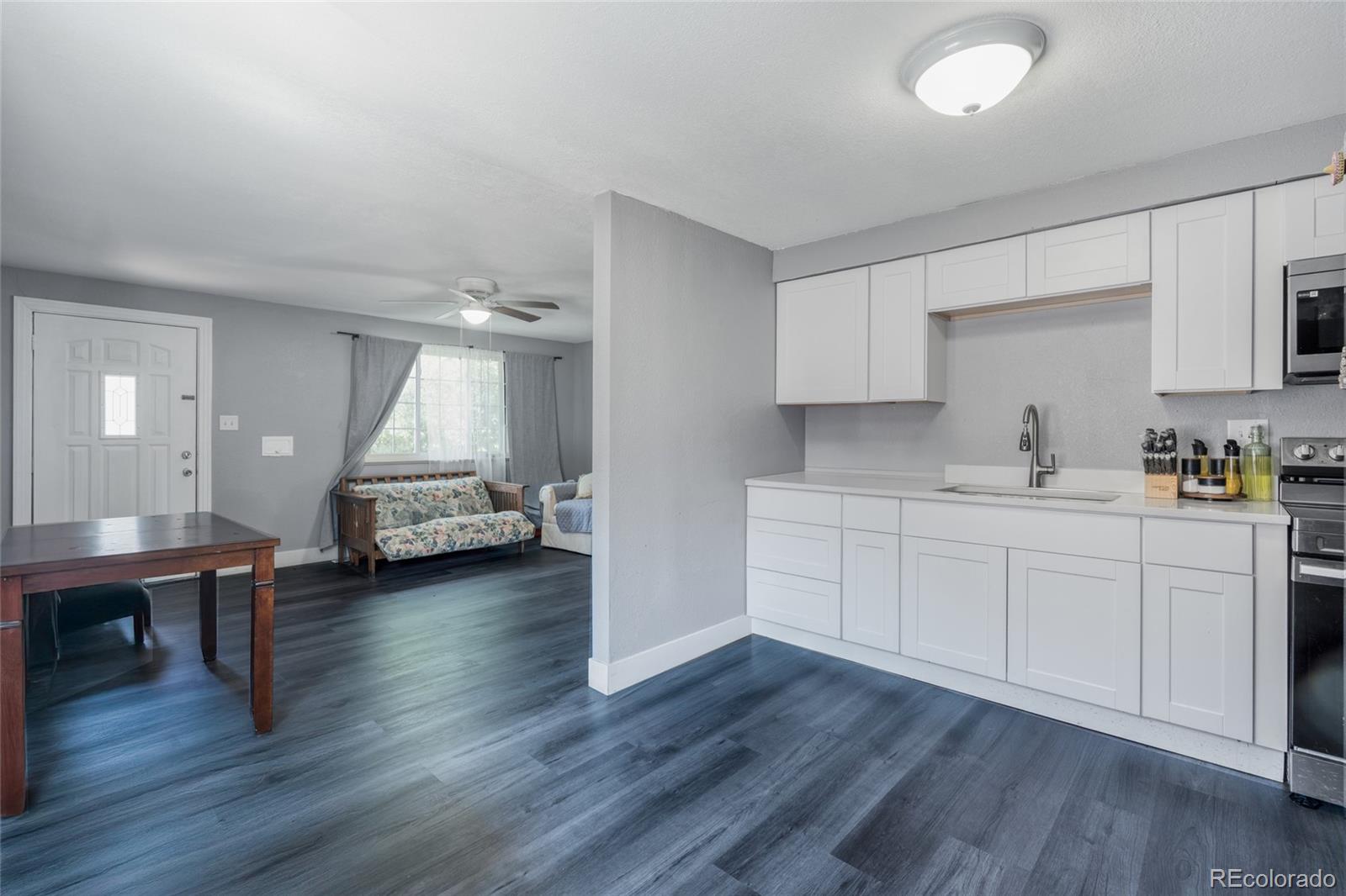 384 Dayton Street Street Aurora CO 80010