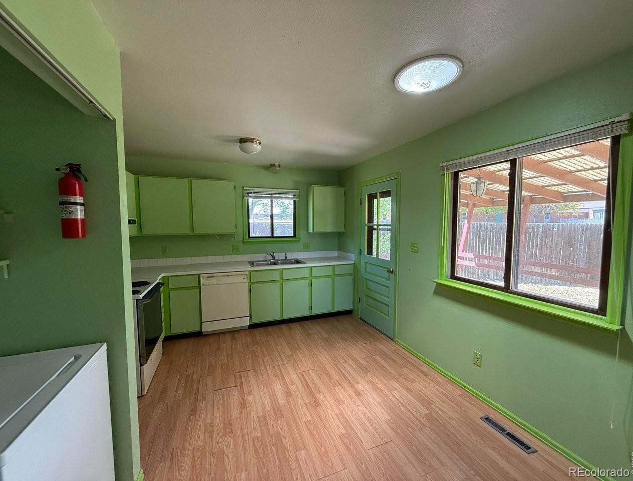 914-916 Red Fir Place Loveland CO 80538