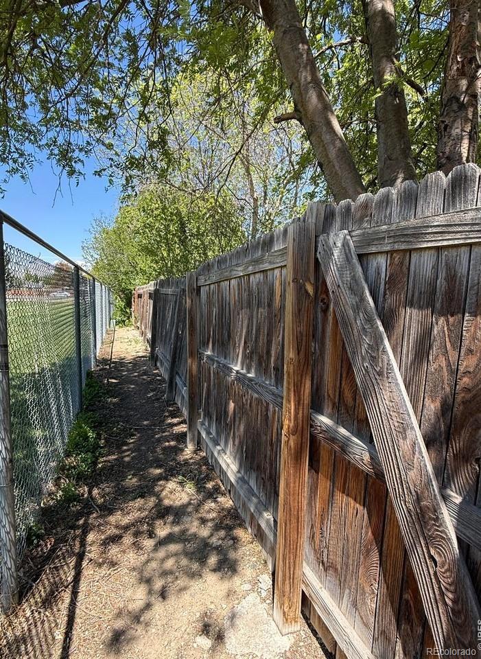 914-916 Red Fir Place Loveland CO 80538