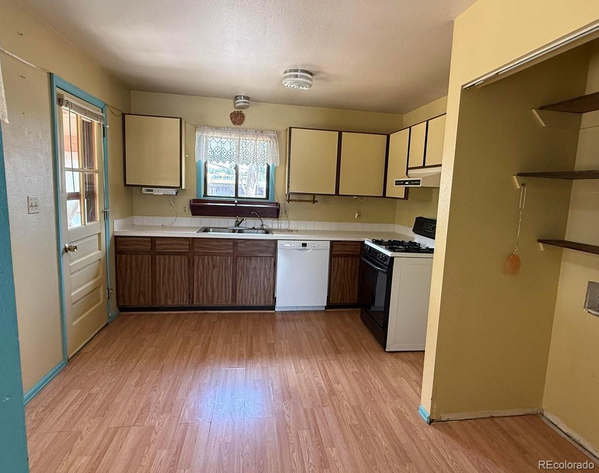 914-916 Red Fir Place Loveland CO 80538