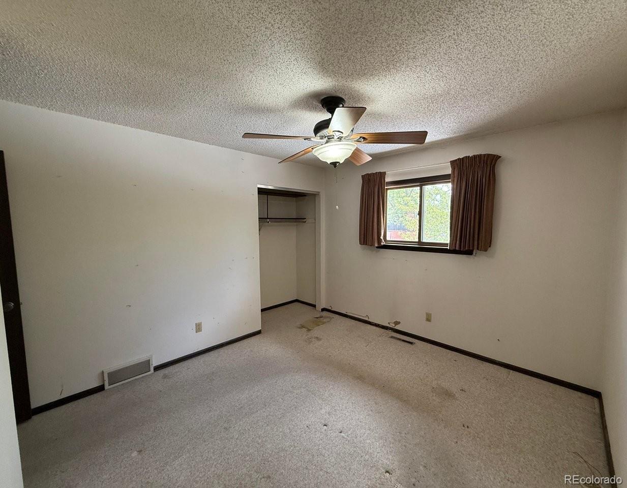 914-916 Red Fir Place Loveland CO 80538