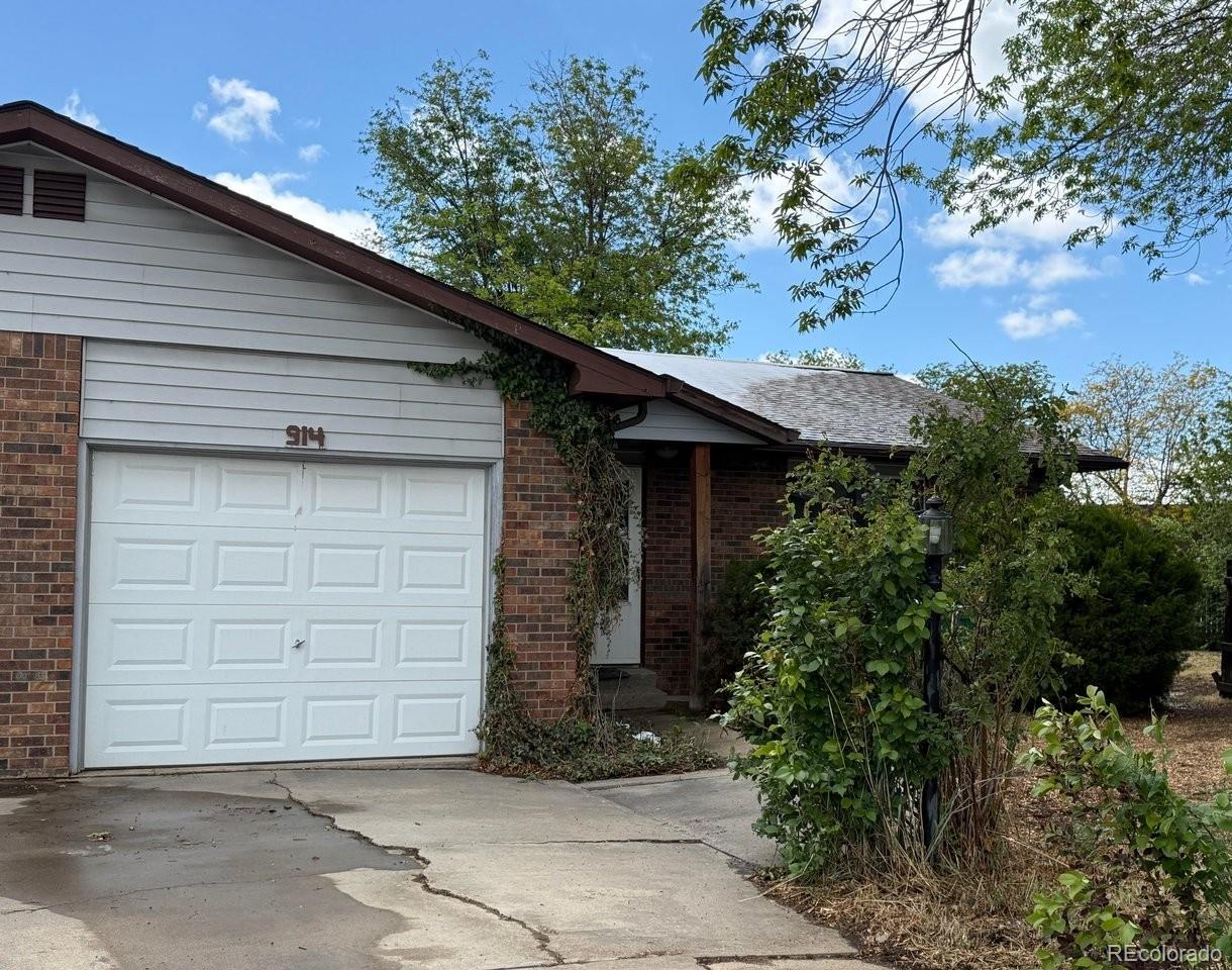 914-916 Red Fir Place Loveland CO 80538
