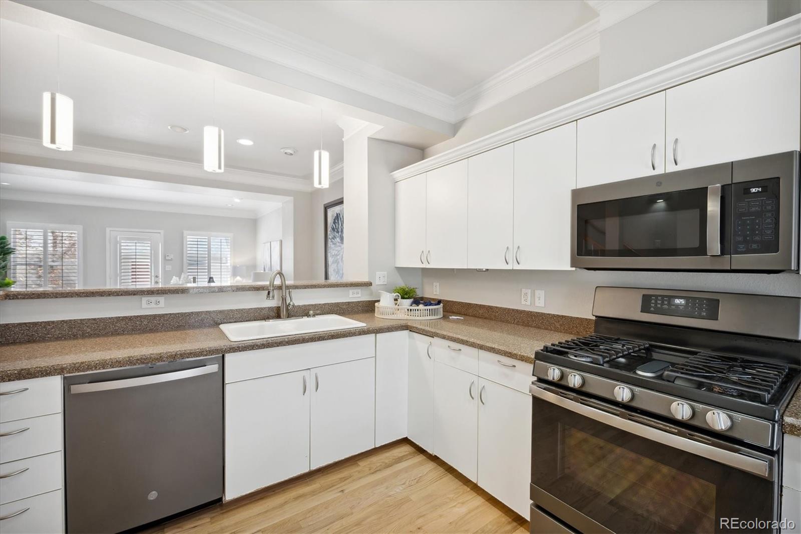 5704 E 10th Avenue Denver CO 80220