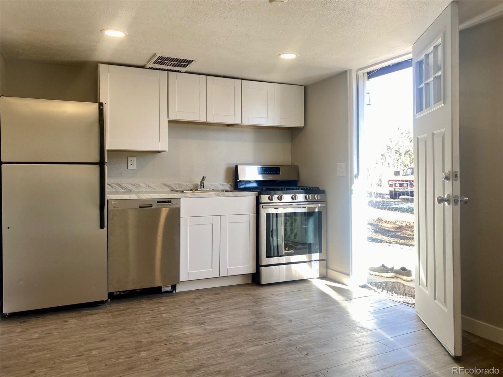 16680 W 11th Avenue Golden CO 80401