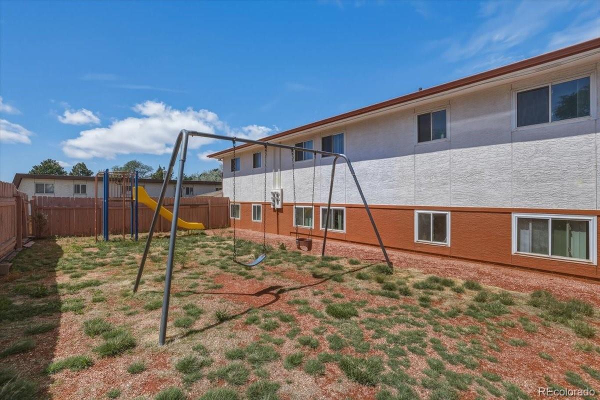1447 Nokomis Drive Colorado Springs CO 80915