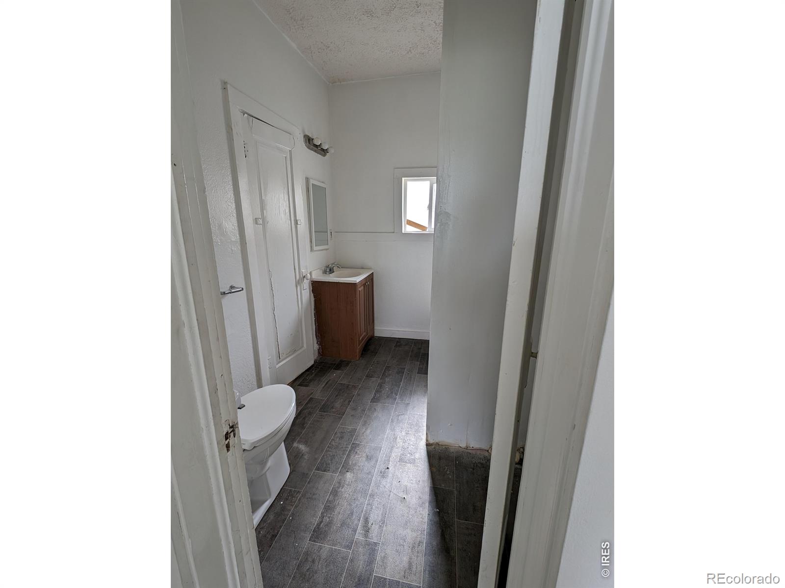 404-406 Kochia Way Sterling CO 80751