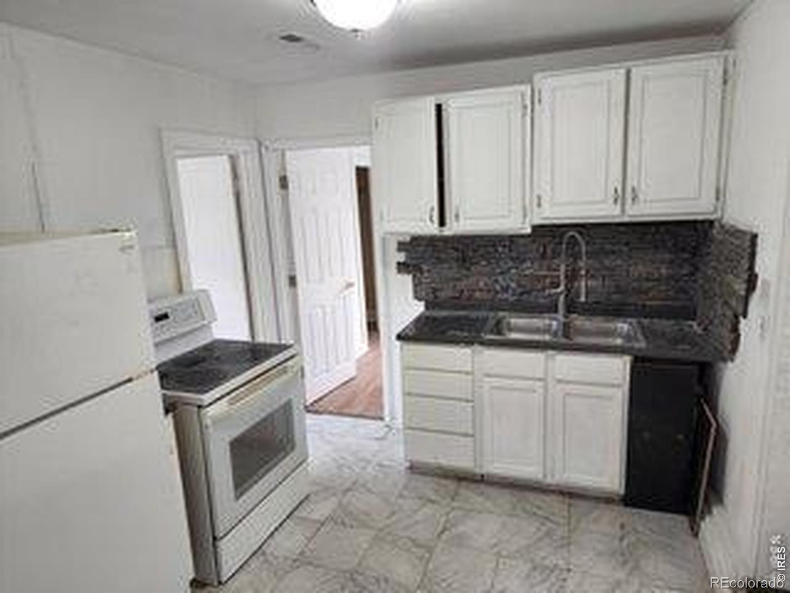 404-406 Kochia Way Sterling CO 80751