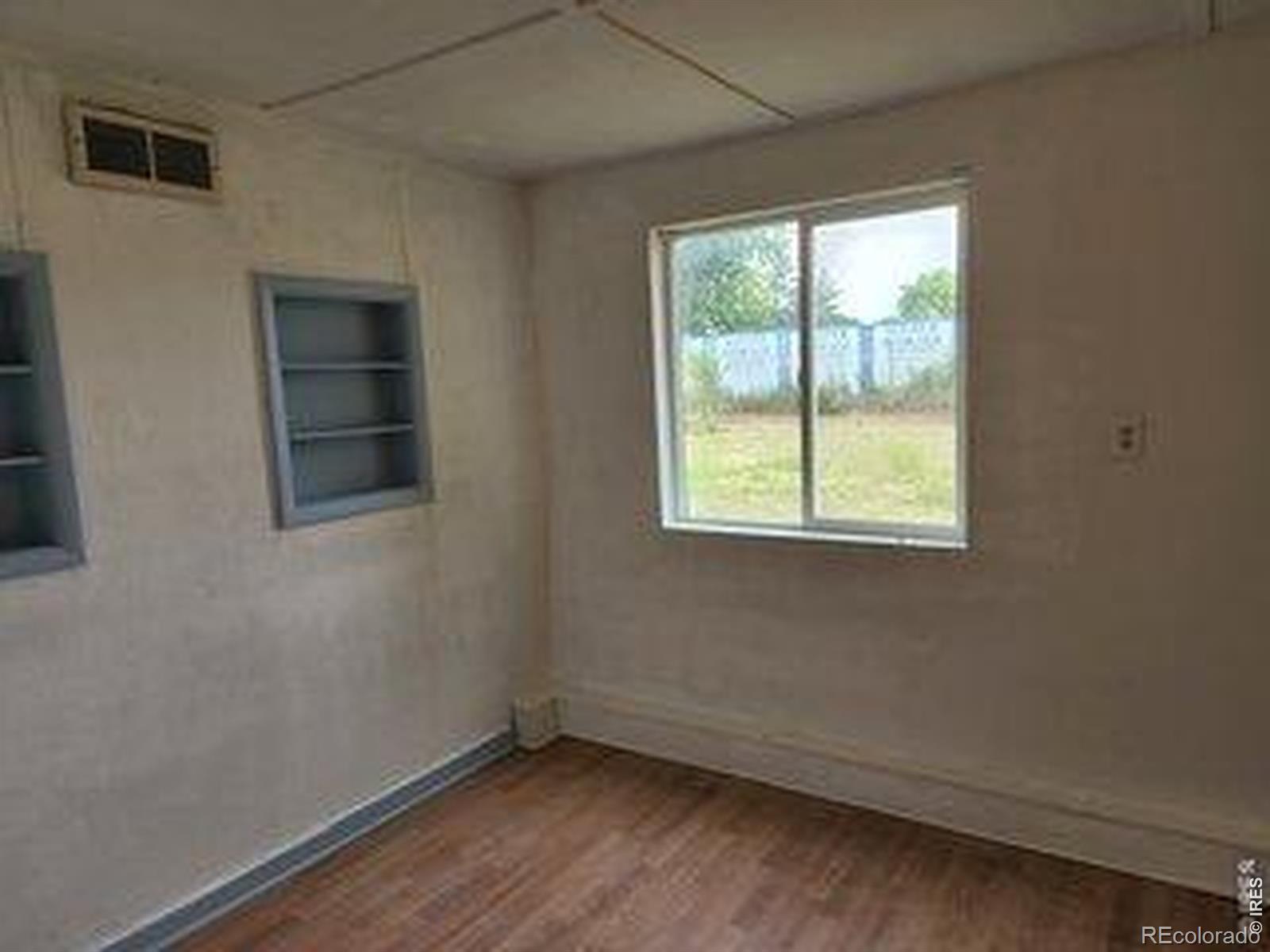 404-406 Kochia Way Sterling CO 80751
