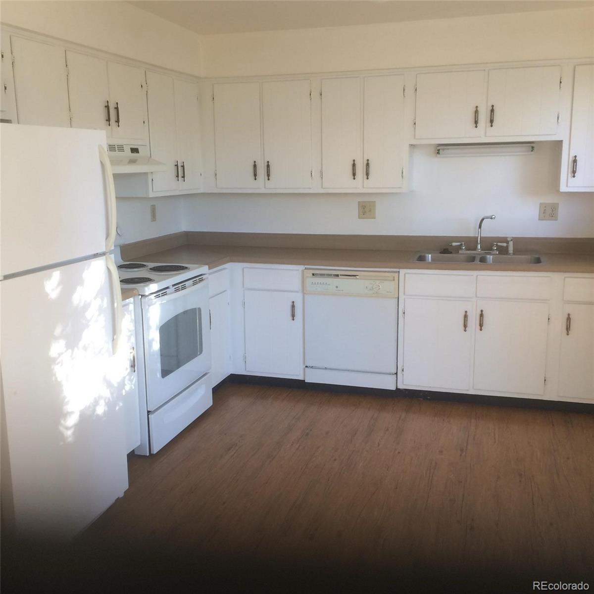 2915 S Lincoln Street Englewood CO 80113