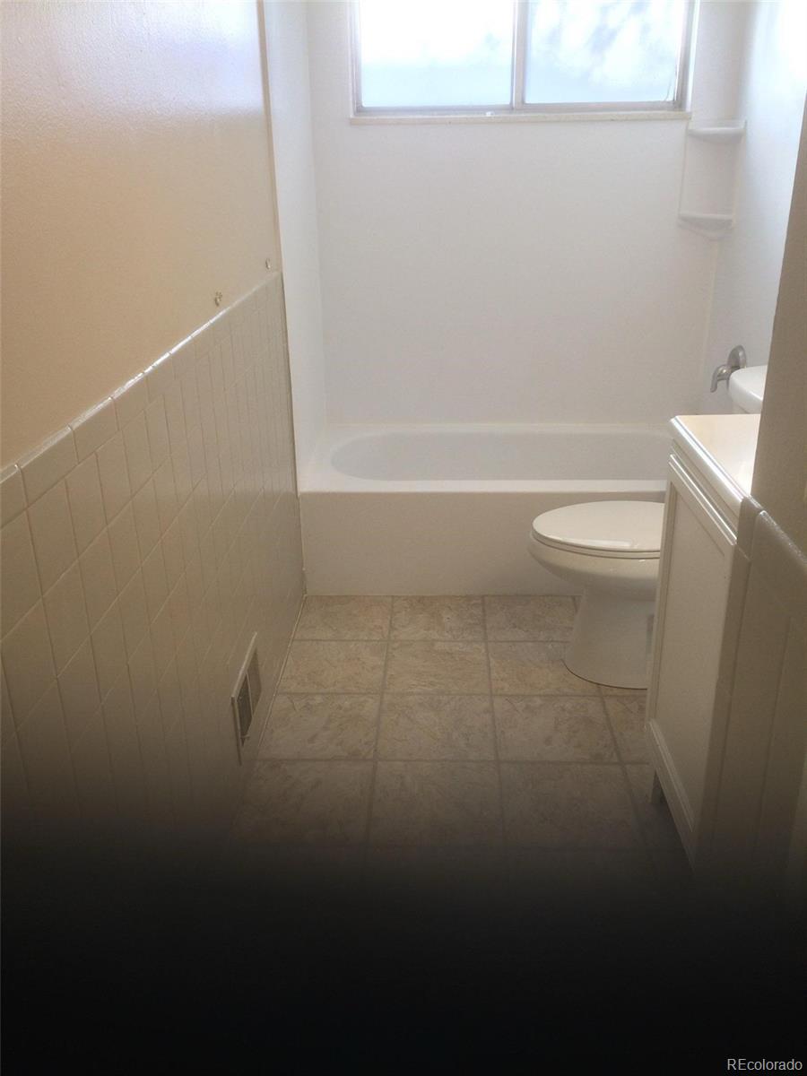 2915 S Lincoln Street Englewood CO 80113