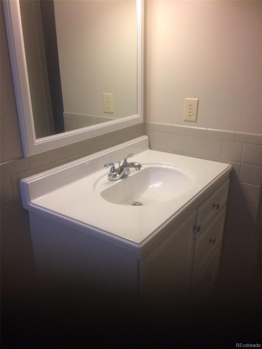 2915 S Lincoln Street Englewood CO 80113