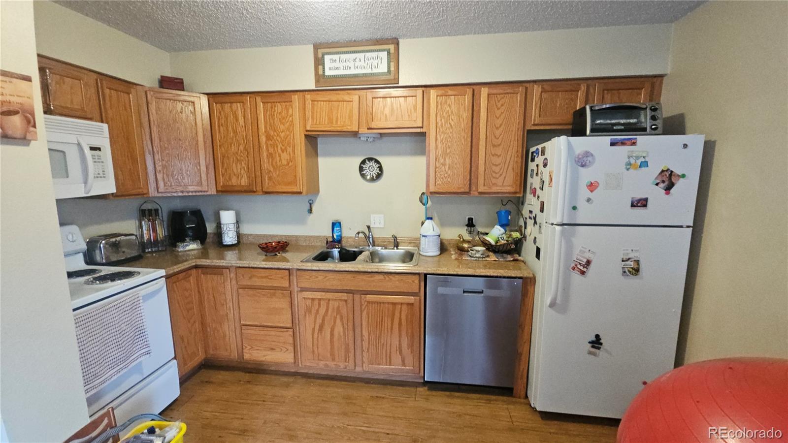 3908 Devonshire Lane Pueblo CO 81005