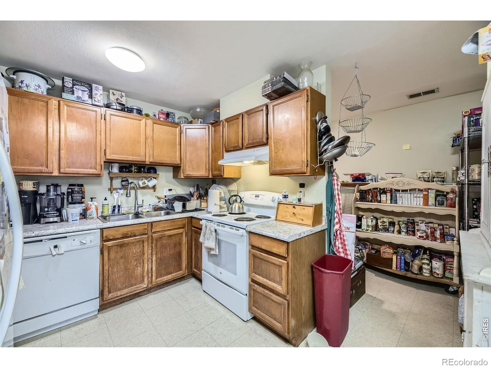 2000-2002 W Iliff Avenue Englewood CO 80110