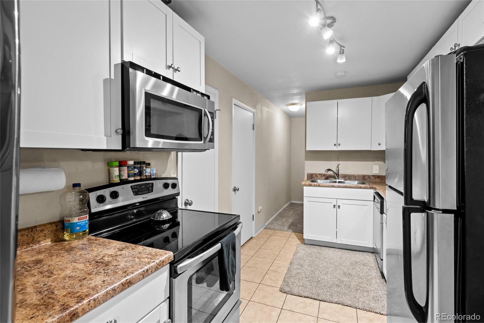 5997 Magnolia Street Commerce City CO 80022