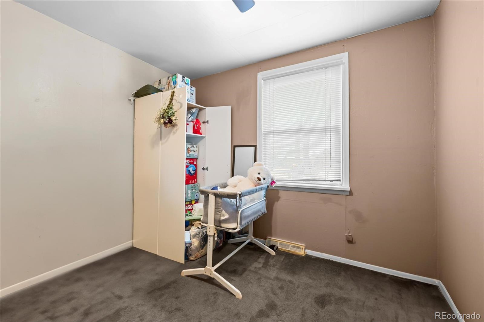 5997 Magnolia Street Commerce City CO 80022