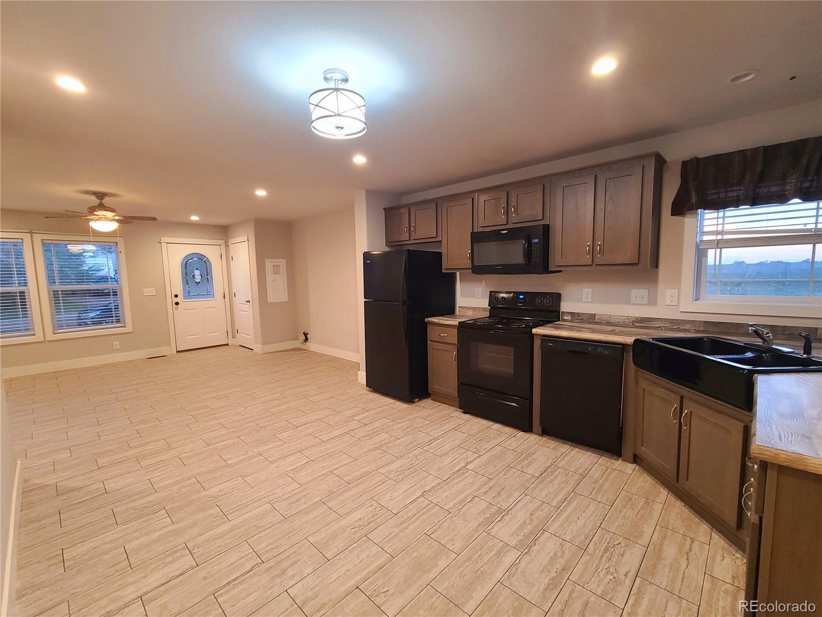 8 E 8th Street Flagler CO 80815