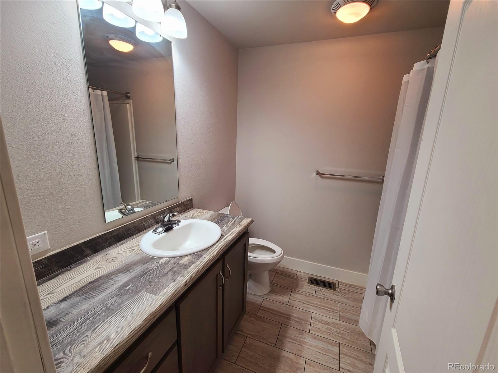 8 E 8th Street Flagler CO 80815