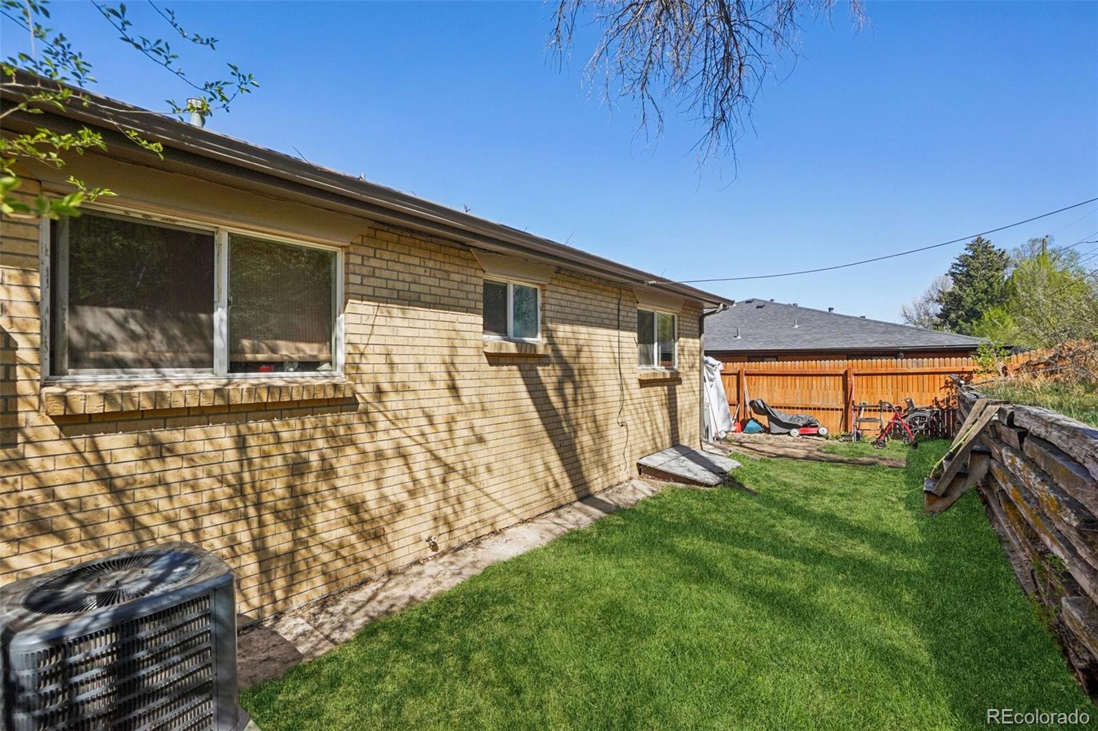 9478 W 56th Place Arvada CO 80002