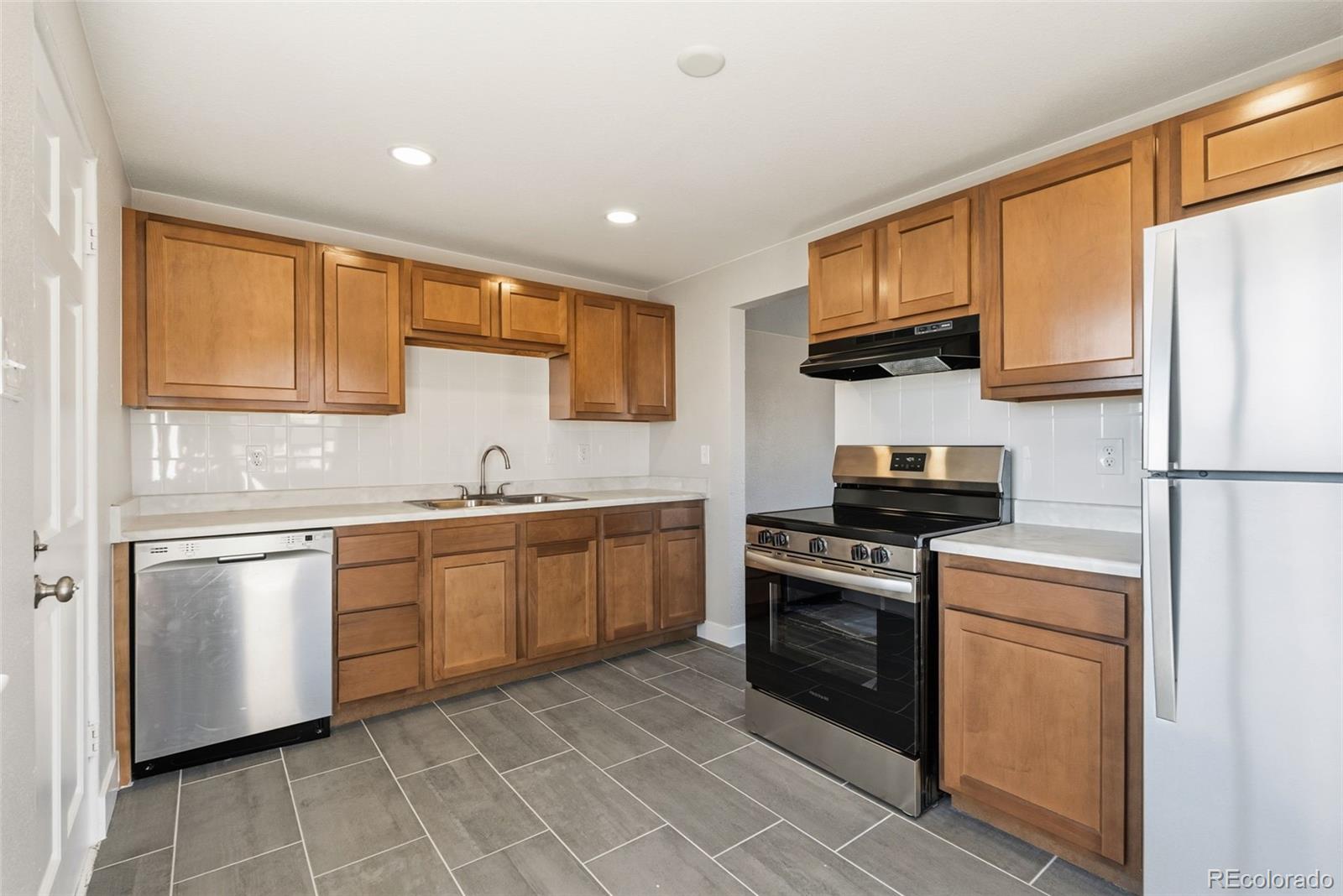 7120 W 16th Place Lakewood CO 80214