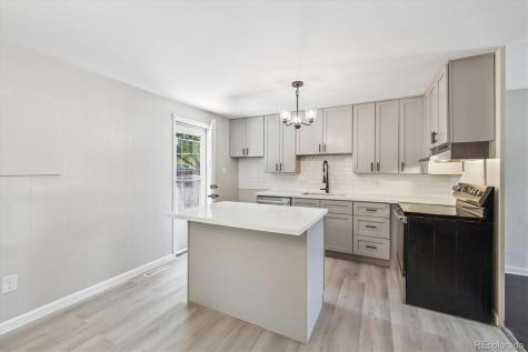 10211 W 59th Place Arvada CO 80004
