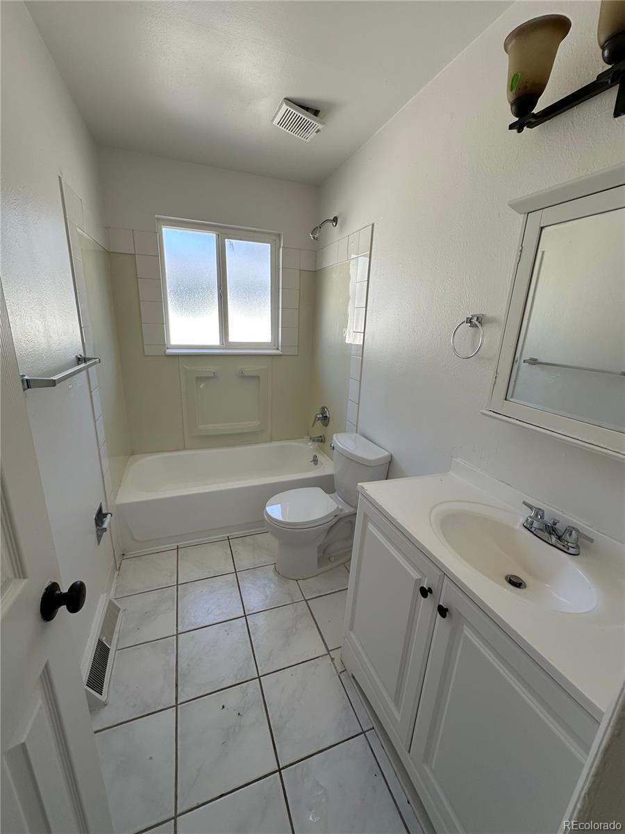 1321 Sable Boulevard Aurora CO 80011
