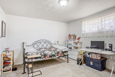 1231 Akron Street Aurora CO 80010