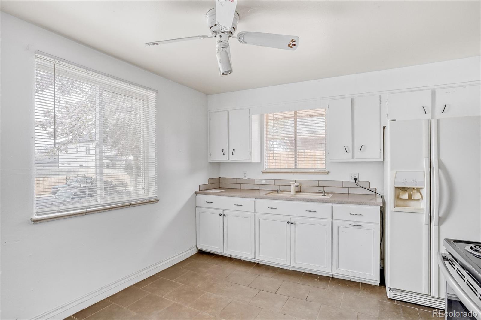 1231 Akron Street Aurora CO 80010