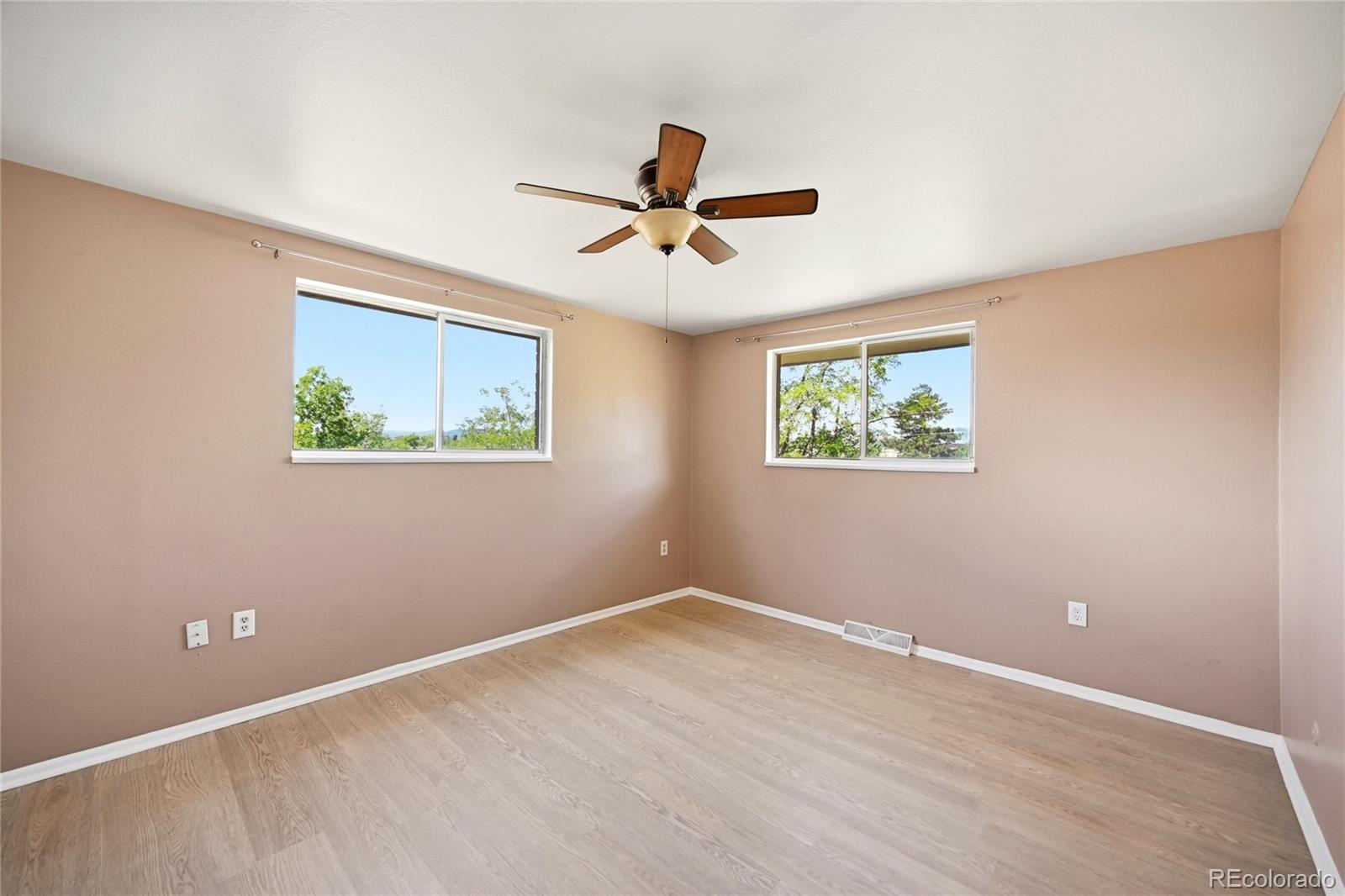 1253 Miller Street Lakewood CO 80215