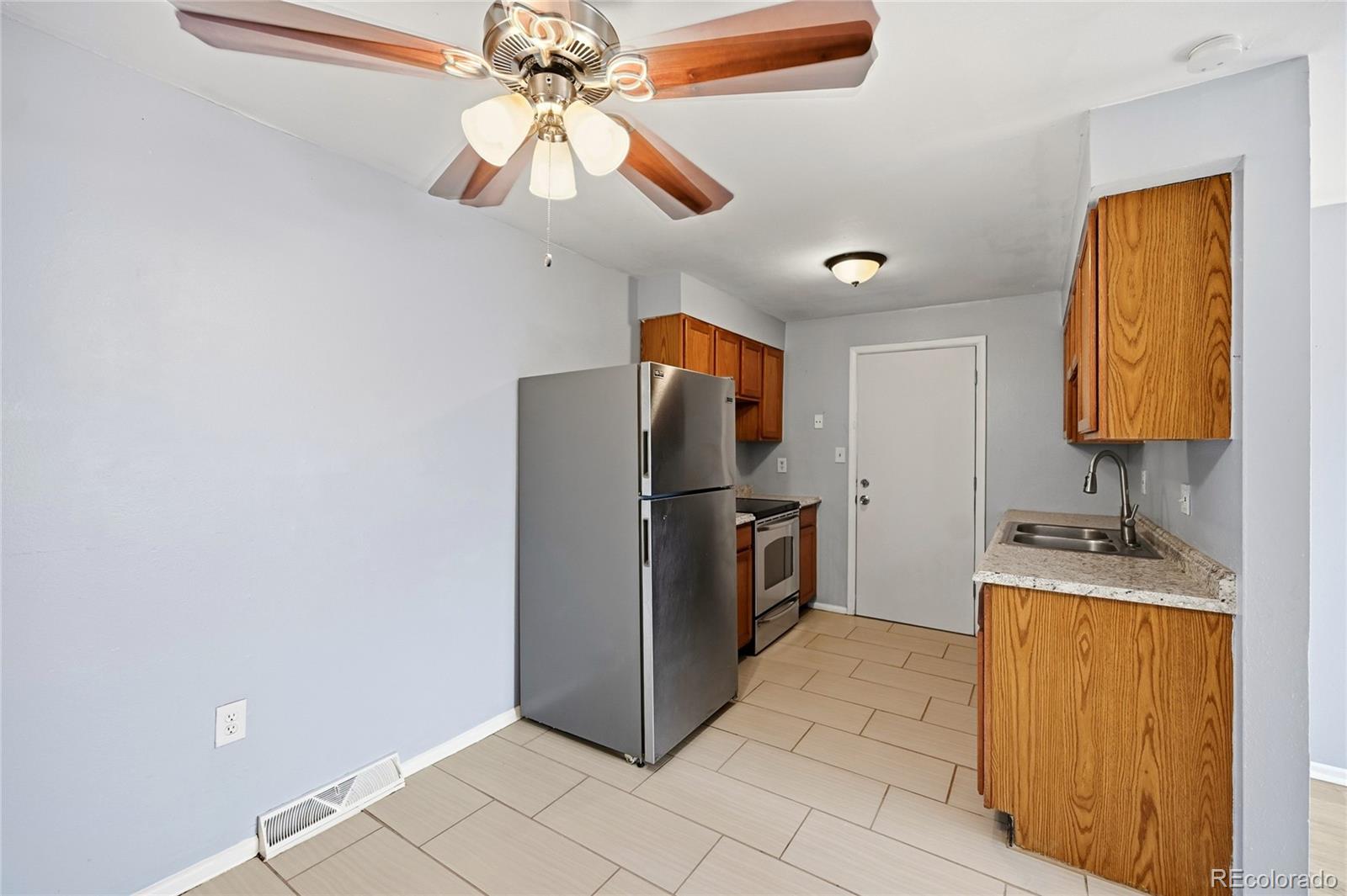 1253 Miller Street Lakewood CO 80215