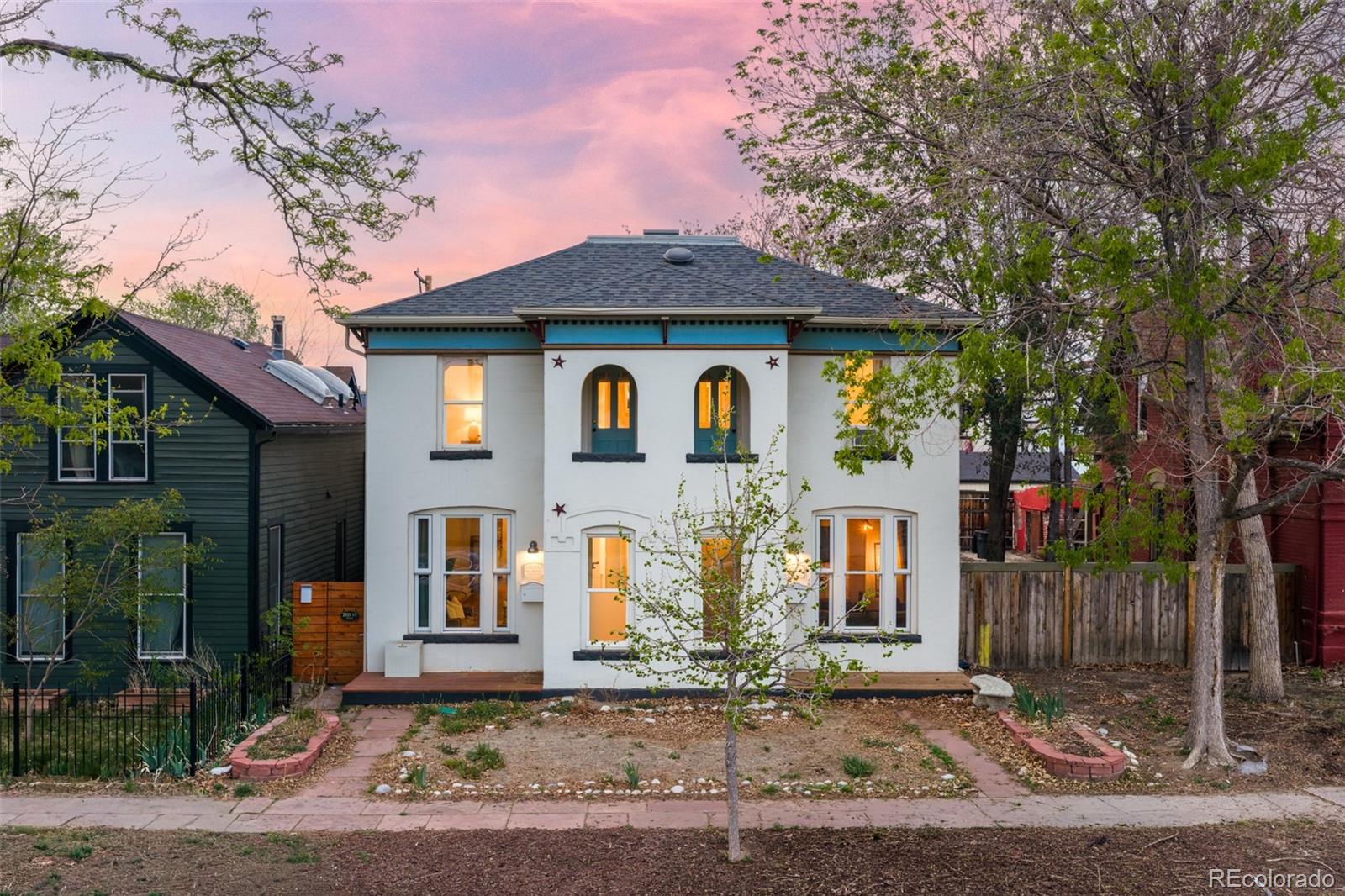 2921 Curtis Street Denver CO 80205