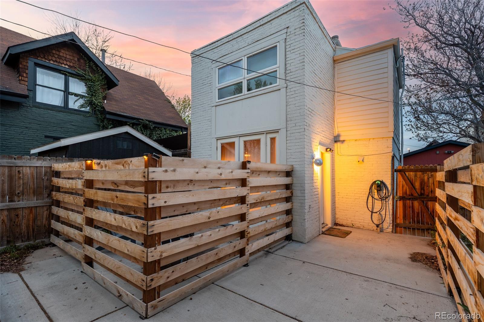 2921 Curtis Street Denver CO 80205
