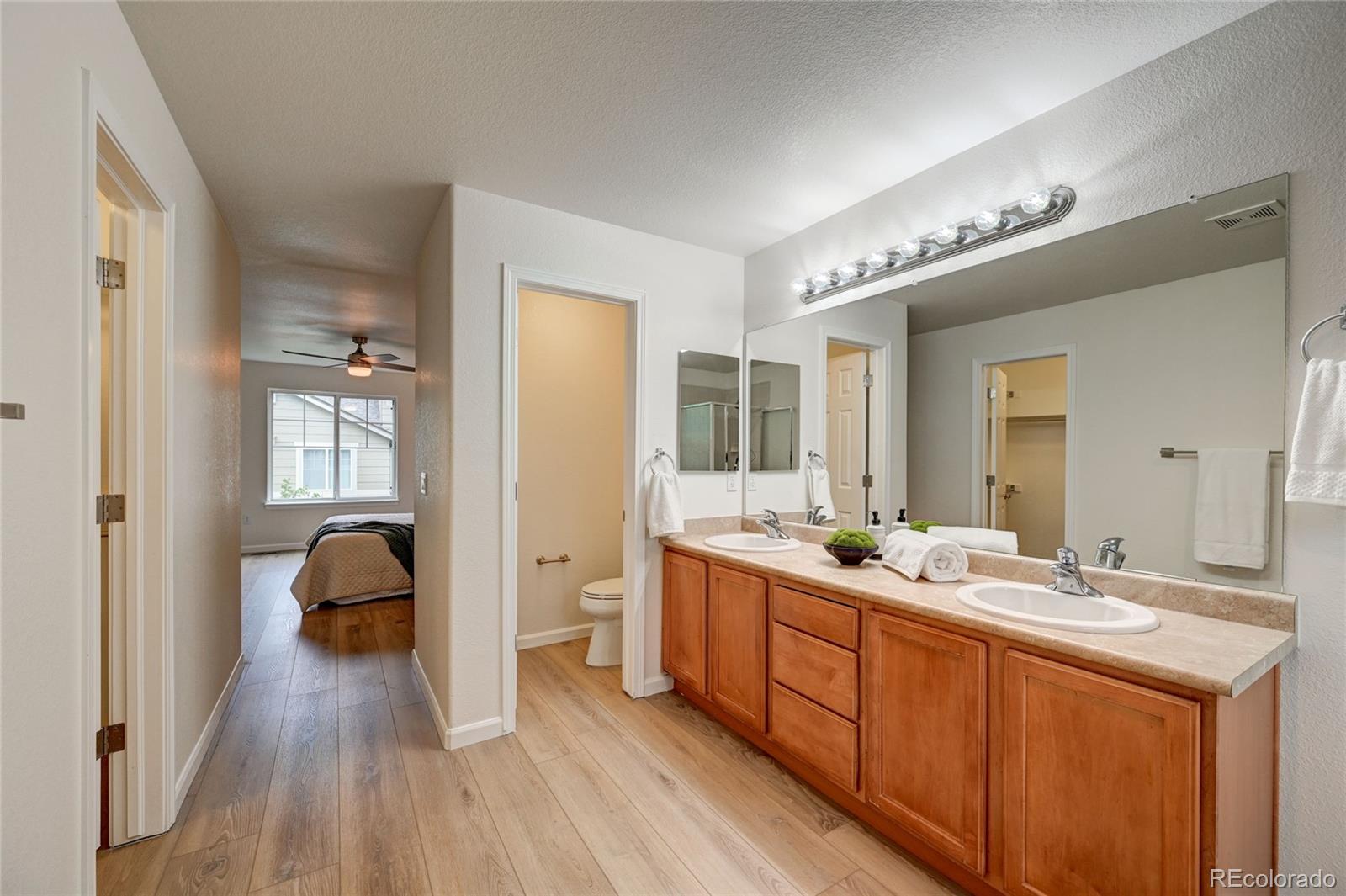 7633 S Quatar Way Aurora CO 80016