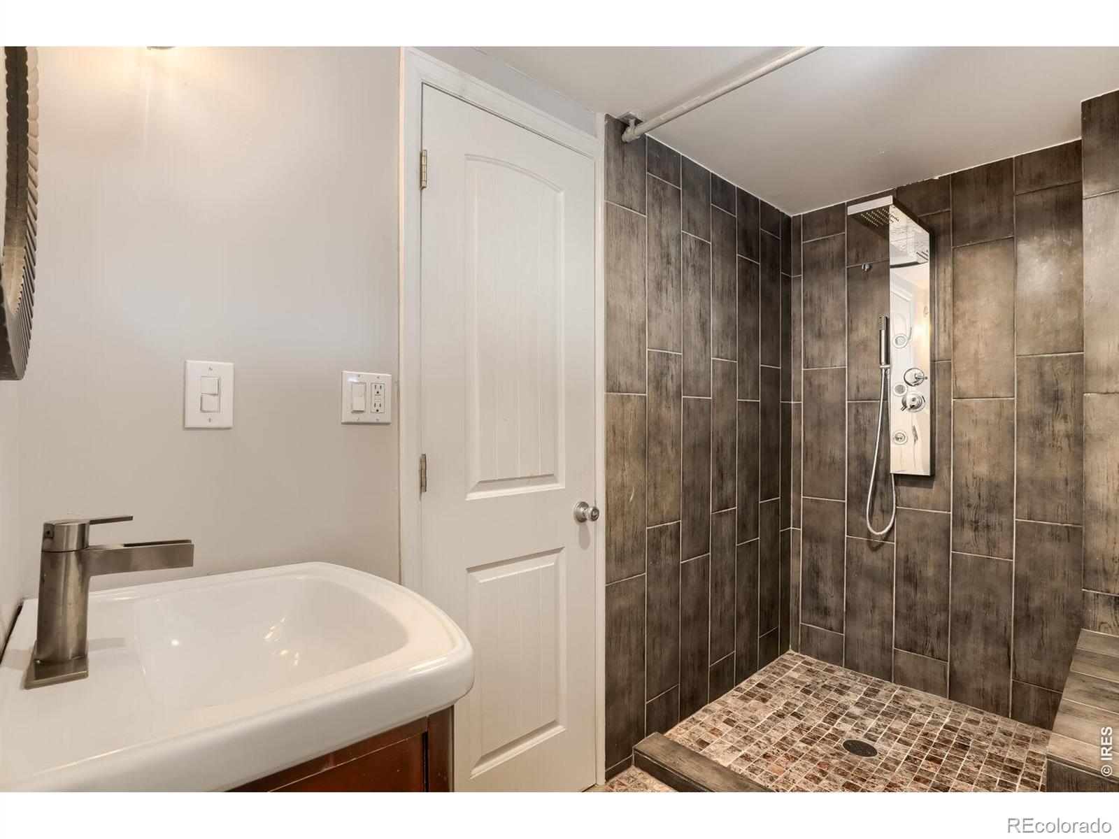 2929 Curtis Street Denver CO 80205