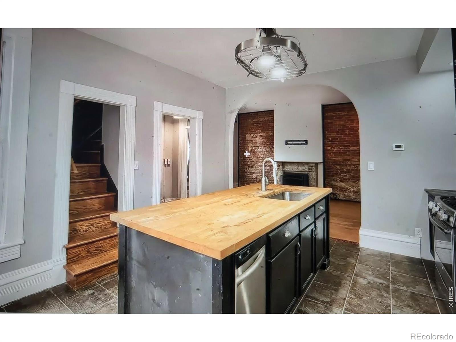 2929 Curtis Street Denver CO 80205