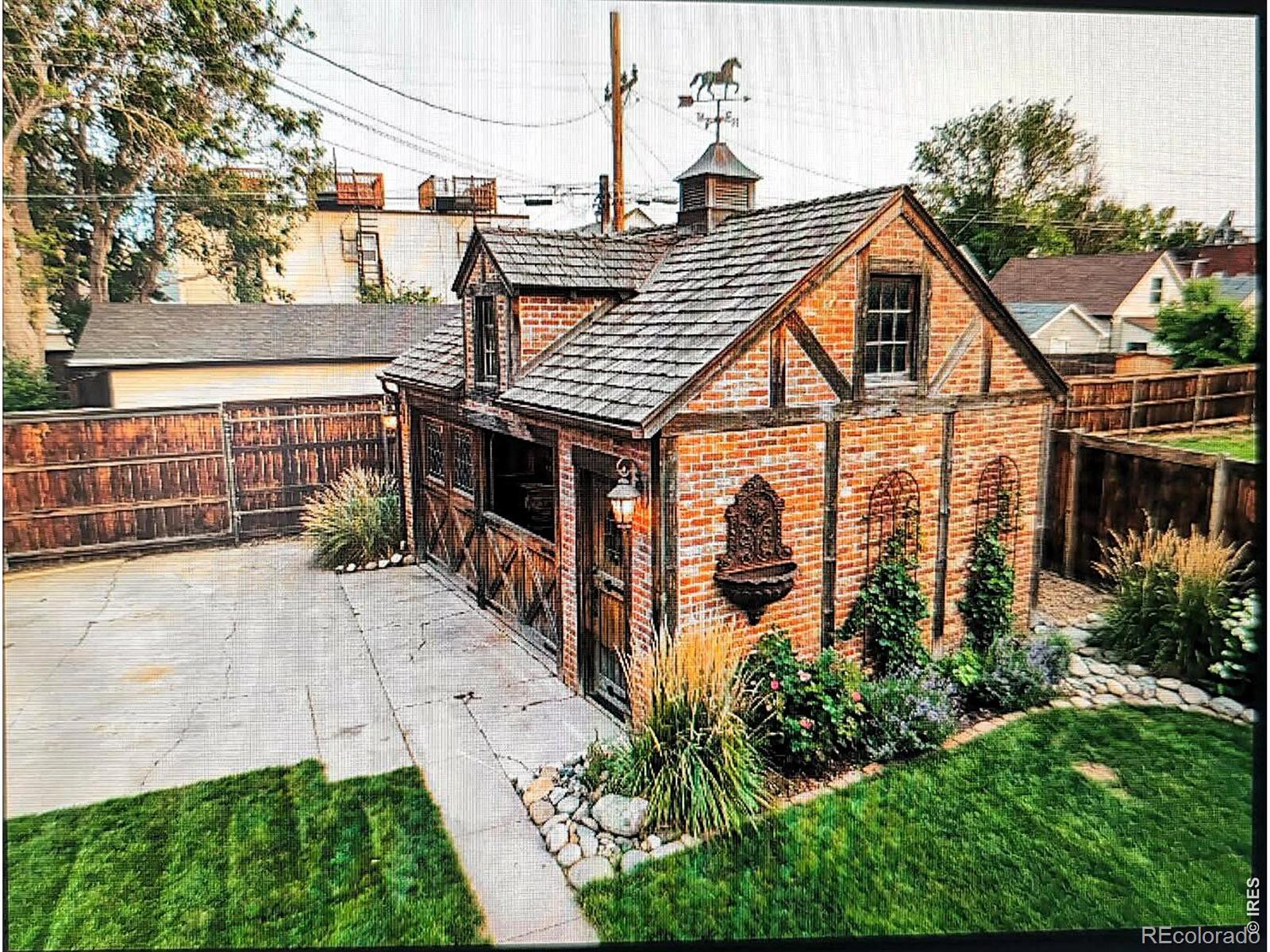 2929 Curtis Street Denver CO 80205
