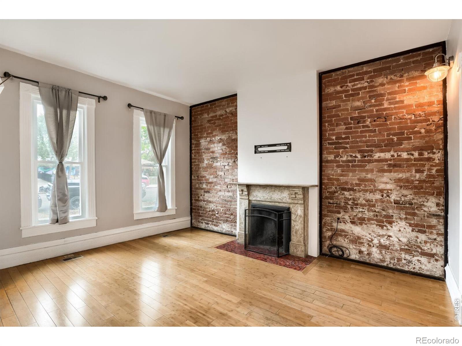 2929 Curtis Street Denver CO 80205