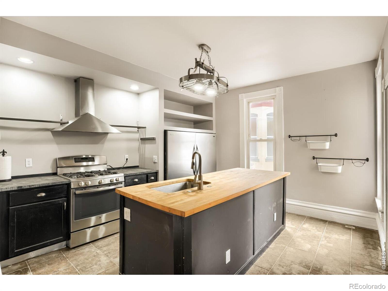 2929 Curtis Street Denver CO 80205