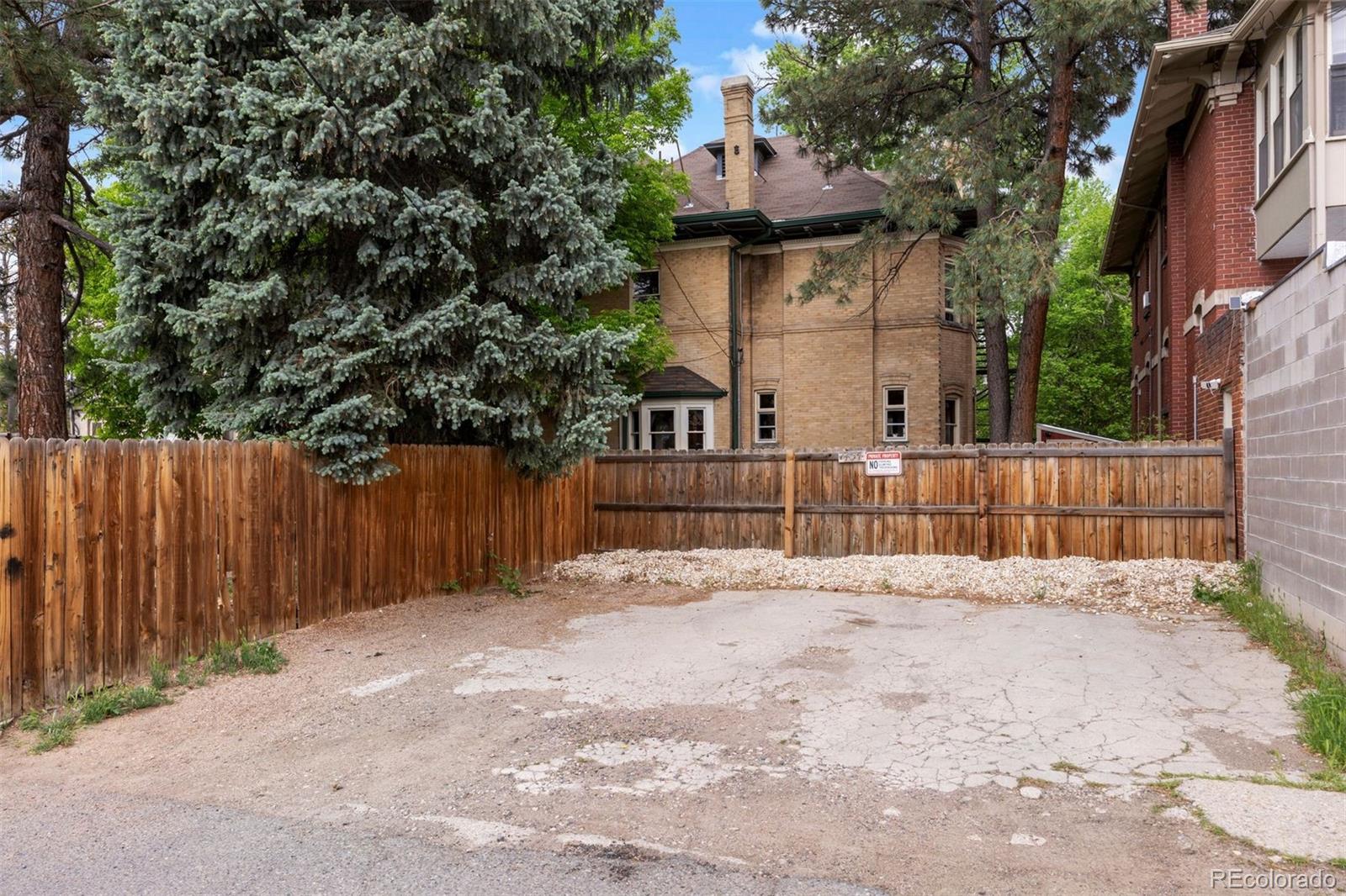 1437 Columbine Street Denver CO 80206